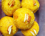 बेसन के लडडू (besan ke ladoo recipe in Hindi) रेसिपी चरण 5 फोटो