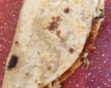 A picture of step 4 of Chatpati chapati sandwich.