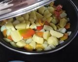 Foto del paso 3 de la receta: Boquerones fritos  con patatas al curry