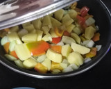Foto del paso 3 de la receta: Boquerones fritos  con patatas al curry