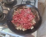 Foto del paso 1 de la receta: Sorrentinos de carne con salsa blanca