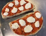 Une image de l'étape 9 de Trevisana aux tomates séchées mozzarella ail et oignon façon bruschetta.