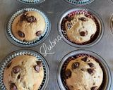 A picture of step 4 of Banana and Chocolate Chip Muffins:.