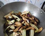 A picture of step 3 of Baingan Masala🍆.