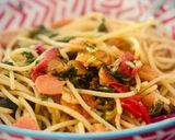 Une image de l'étape 4 de Pâtes aux légumes de saison et pesto maison.