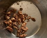 Foto del paso 1 de la receta: Arroz con shiitake y nueces sin sal