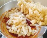 A picture of step 3 of Arrabiata sauce with penne 😋 pasta 🍝.