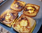A picture of step 5 of Bullseye Toast 🎯.