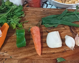 Foto del paso 1 de la receta: Guiso de mote mei con patitas de pollo