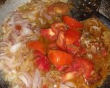 A picture of step 2 of Bhindi Masala.