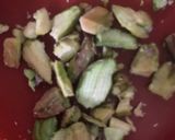 A picture of step 3 of Til chikki.