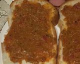 Foto langkah ke 2 dari resep Homemade Bolognese Pizza.