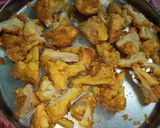A picture of step 7 of Cauliflower pakoda.