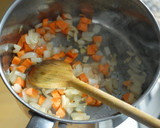 A picture of step 1 of Easy Tomato Soup.