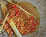 Foto langkah ke 2 dari resep Rica Rica Cumi Sosis.