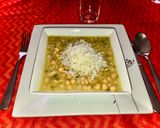 Foto del paso 8 de la receta: Garbanzos con tallitos de espinaca y pimiento 🫑