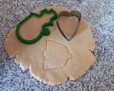 Foto del paso 2 de la receta: Galletas de Navidad de miel 🍯