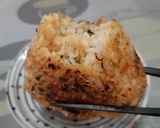 รูปขั้นตอนการทำที่ 8 ของ Yaki Onigiri (ข้าวปั้นย่าง)