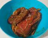A picture of step 1 of Meat steaks with mushroom.