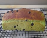Foto langkah ke 6 dari resep Roti Tawar Pandan Kismis, Empuk dan Lembut Banget!.