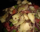A picture of step 2 of Kairi piyaz hari mirch chutni😋کیری پیاز ہری مرچ چٹنی😋.