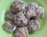 Foto langkah ke 8 dari resep Bakso Ikan Tahu Homemade.