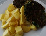 Foto del paso 3 de la receta: Mini tortillas de espinaca con papas fritas cuadradas