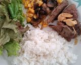 Foto langkah ke 7 dari resep Saikoro Steak.