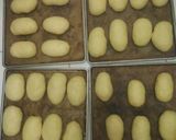 Foto langkah ke 6 dari resep Roti sosis empuk.