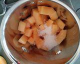 A picture of step 3 of Cantaloupe sherbet.