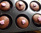 Foto del paso 3 de la receta Muffins de chocolate condimentados, con pepitas de chocolate