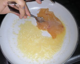 Foto del paso 2 de la receta: Pechuga de pollo en crema de elote