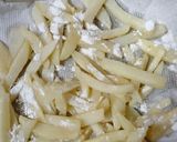 क्रिस्पी फ्रेंच फ्राइज (crispy french fries recipe in Hindi) रेसिपी चरण 4 फोटो