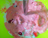 Foto del paso 5 de la receta: Helado de fresas casero con yogur griego de toffee