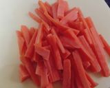A picture of step 1 of Garlic mayo carrot.