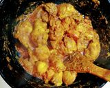 আলু দিয়ে মুরগির মাংসের ঝোল (aloo diye murgir mangsher jhol recipe in Bengali) রেসিপি ধাপ - 4 ছবি
