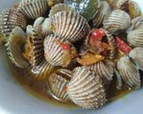 Foto langkah ke 3 dari resep Kerang dara asam pedas.