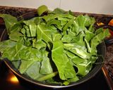 Foto del paso 1 de la receta Gratinado de acelgas con setas y alubias