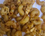 Foto langkah ke 5 dari resep Maklor Makaroni Telor Bekal Anak.