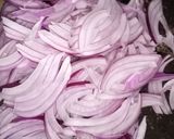 A picture of step 1 of Lauki ki bhujia.