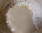 Fehércsokis -feketeribizlis torta recept fázis 6 fotója
