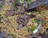 【味王泡麵創意秀】沙茶牛肉炒麵的食譜步驟5照片
