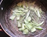 A picture of step 1 of Plastic chutney (raw papaya).