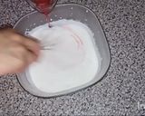 Foto del paso 3 de la receta: Tarta fría sabor fresa y limón con solo 2 ingredientes