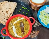 A picture of step 5 of Methi Malai Matar.