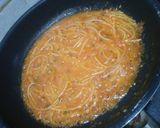 Foto langkah ke 3 dari resep Spaghetti All'assassina Pasta.