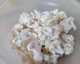A picture of step 1 of Cauliflower White Qourma.