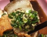รูปขั้นตอนการทำที่ 5 ของ หมูต้มซีอิ้วราดซอส Chimichurri