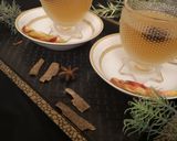 A picture of step 3 of Spiced apple tea🍎☕.