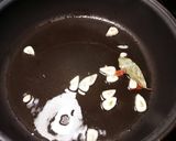 Foto del paso 2 de la receta: Mejillones al vapor con ajo y perejil y toque de balsámico